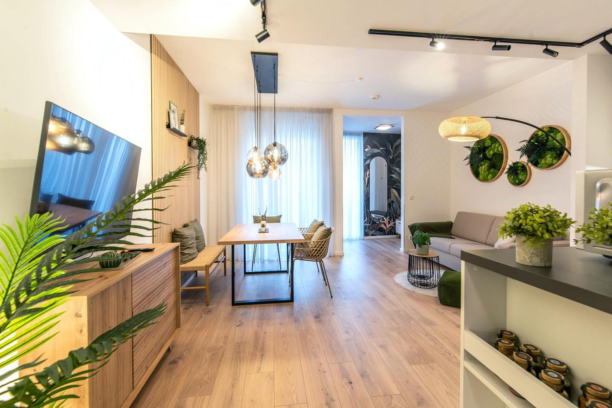 Design - Terrasse - Streaming - Privatparkplatz - Klinikum - Uni - Zentral Appartement Erfurt